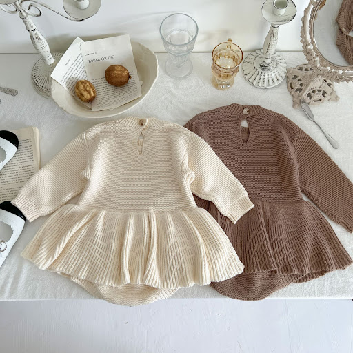 Title 5, Ns Childrens Wear Womens Retro Fried Dough Tw...