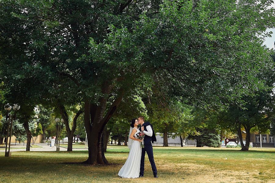 Fotógrafo de casamento Denis Aligeri (aligheri). Foto de 13 de setembro 2017