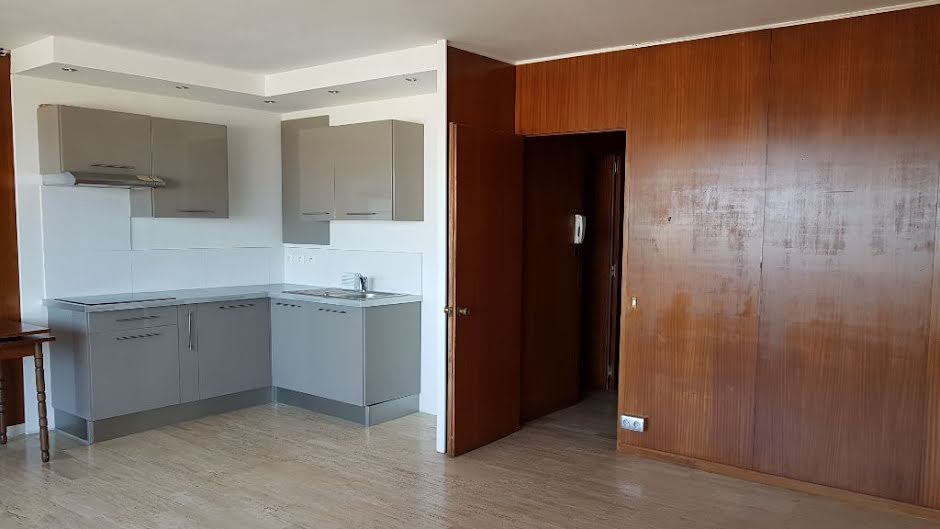 Location  appartement 2 pièces 48 m² à Saint-Cyprien (66750), 750 €