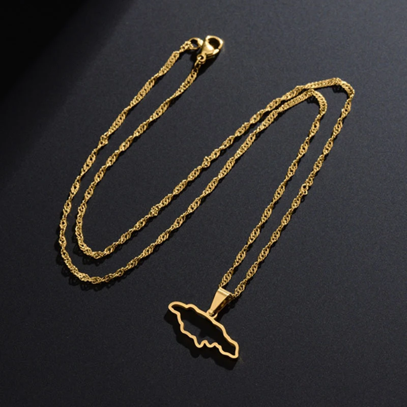 Collier pendentif géométrique carte Jamaïque, un accessoire polyvalent et élégant. Complétez votre style avec ce bijou unique.