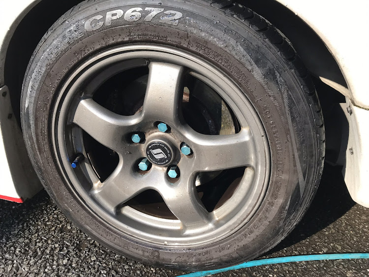 スカイラインのミラーテーブル・GTウィングテーブル・超感覚スカイライン・洗車に関するカスタム事例の投稿画像5枚目