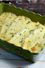 Sour Cream Chicken Enchiladas recipe was pinched from <a href="http://centslessdeals.com/2015/01/sour-cream-chicken-enchiladas-recipe.html/" target="_blank">centslessdeals.com.</a>