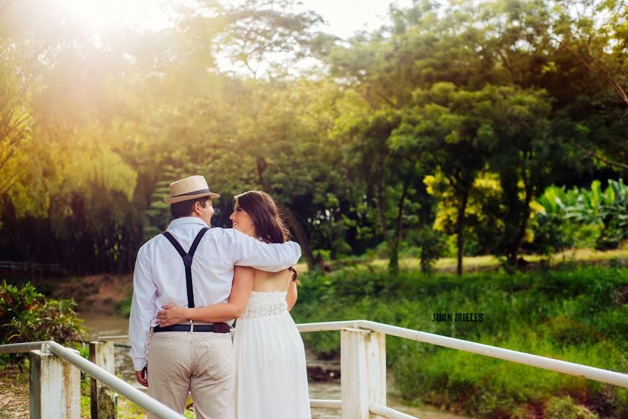 Wedding photographer Juan Mieles (juanmielesph). Photo of 10 June 2020