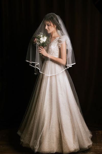 Fotograful de nuntă Darya Sokolova (birdyfalcon). Fotografia din 26 aprilie 2023