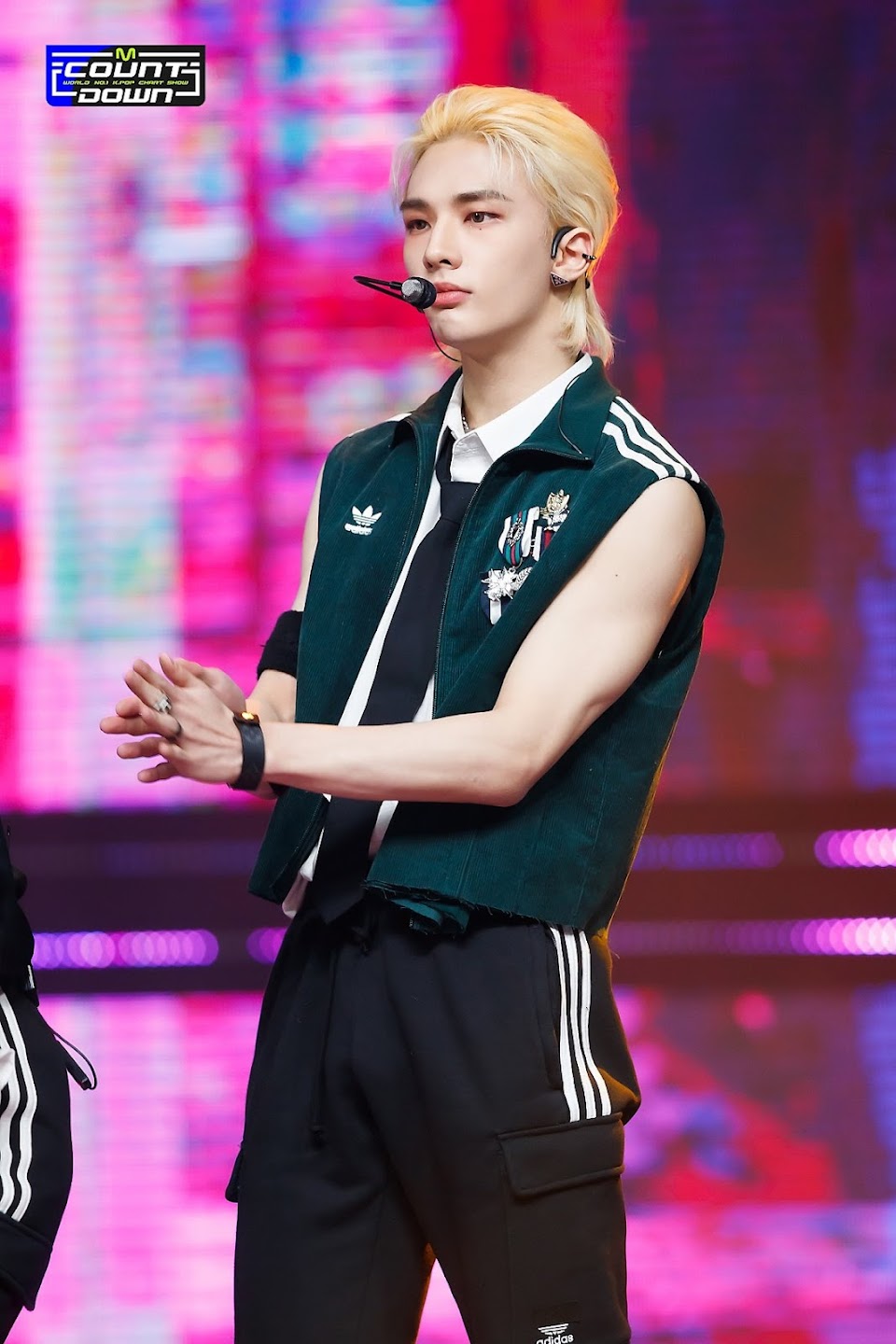 hyunjin mc 1