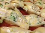 CHICKEN BROCCOLI ALFREDO STUFFED SHELLS was pinched from <a href="http://sweetdashofsass.com/2014/01/21/chicken-broccoli-alfredo-stuffed-shells/" target="_blank">sweetdashofsass.com.</a>