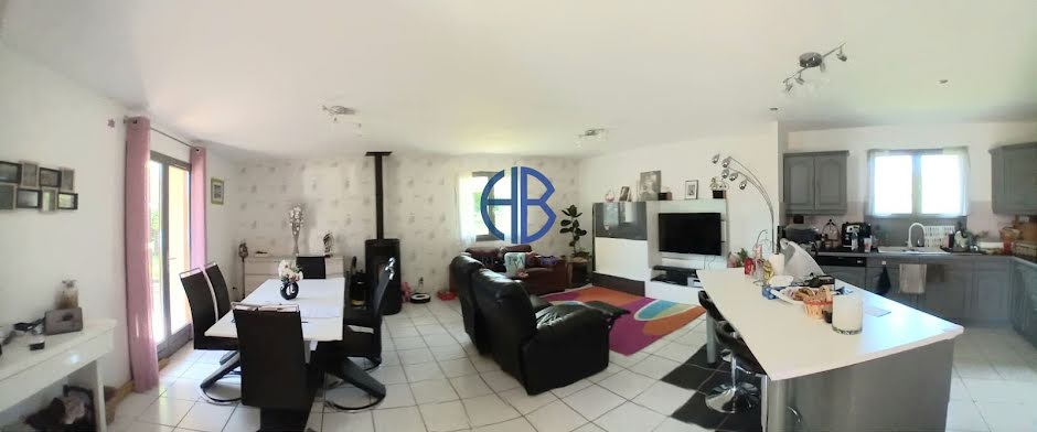 Vente maison 5 pièces 104 m² à Saint-André-le-Gaz (38490), 263 000 €