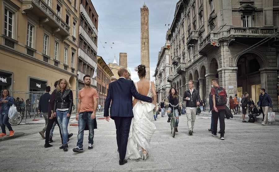 Fotógrafo de casamento Vincenzo Tessarin (tessarin). Foto de 25 de fevereiro 2016