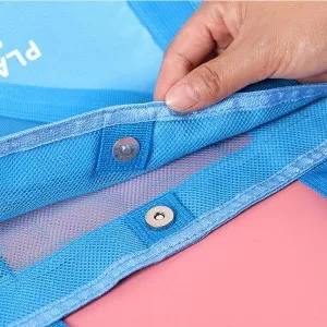 Bolsa térmica para almoço com armazenamento extra, mantém alimentos frescos e organizados, perfeita para trabalho, escola e piqueniques.