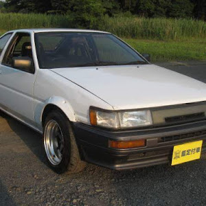 カローラレビン AE86