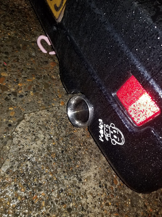 ライフのマフラー交換に関するカスタム事例の投稿画像1枚目