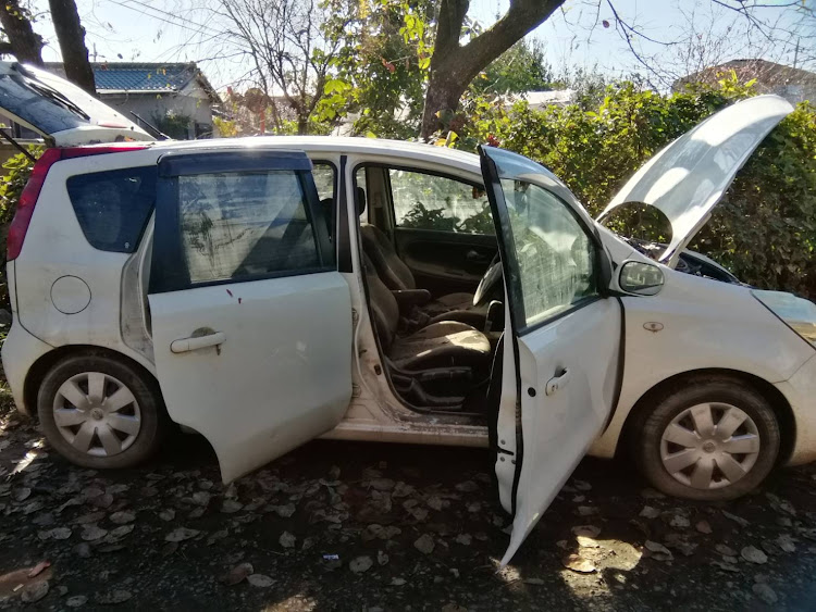 ハイエース レジアスの水没車・令和元年台風19号・RCH41W・E11ノート・水没車修理に関するカスタム事例の投稿画像7枚目