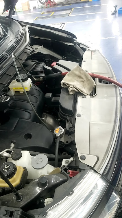 エルグランドのオイル交換・#ふーみんエルグラン道・スーパーオートバックス伏見店・タイヤ点検に関するカスタム事例の投稿画像5枚目