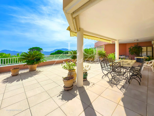 Appartement avec terrasse 3