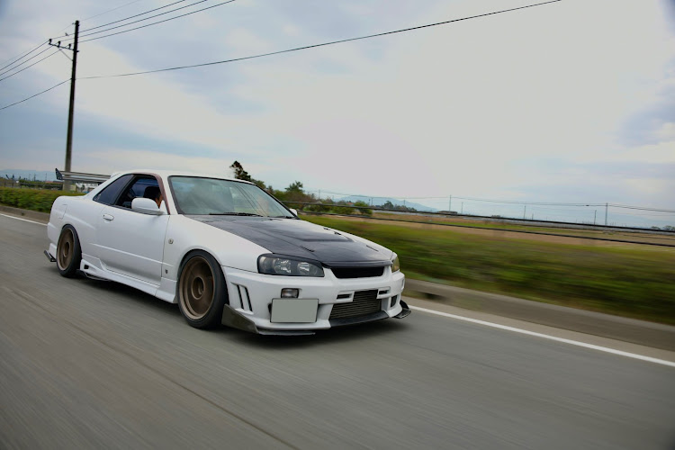 スカイラインのRB25・いい25の日・超スーパー幅広ワイドエアロシステムBODYKIT・RBミーティング・流し撮りに関するカスタム事例の投稿画像3枚目
