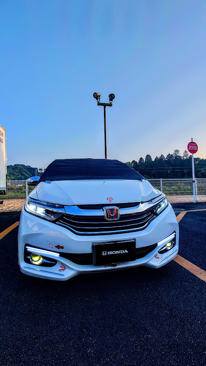 シャトルのこいつも愛車(≧∇≦)b・車内休憩中に関するカスタム事例の投稿画像1枚目