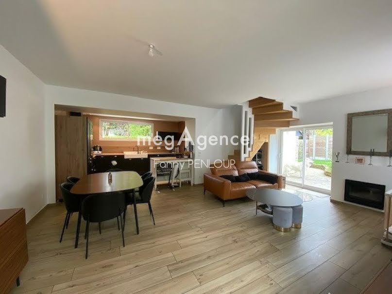 Vente maison 4 pièces 105 m² à Avranches (50300), 373 500 €