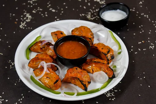 Nepal Chicken Tandoori Momos [8 Pieces]