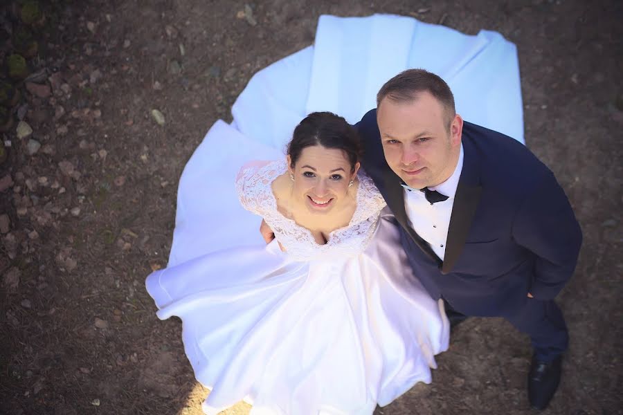 Fotografo di matrimoni Janusz Siemieński (januszsiemienski). Foto del 10 marzo 2020