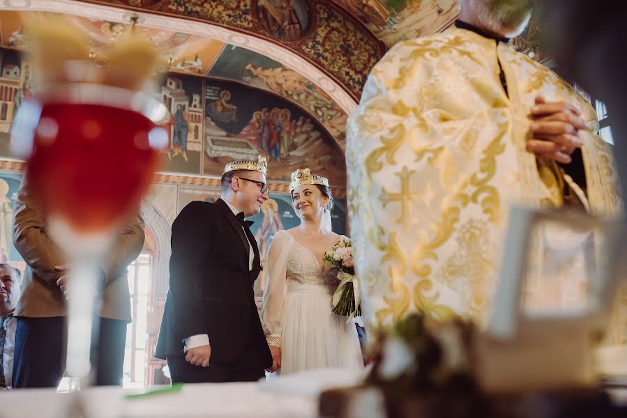 Fotografo di matrimoni Madalina Si Ciprian Ispas (fotoycafe). Foto del 6 febbraio 2023