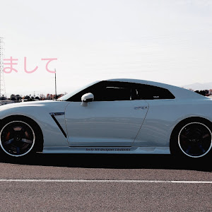 NISSAN GT-R R35