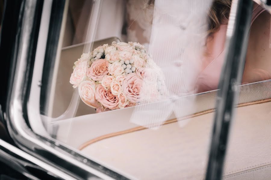 Fotografo di matrimoni Anastasiya Besselovskaya (modjostudio). Foto del 15 aprile 2019