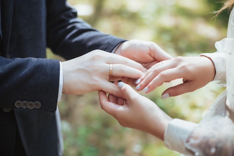 Fotografo di matrimoni Lyubov Oskolkova (oskolkova). Foto del 22 giugno 2021