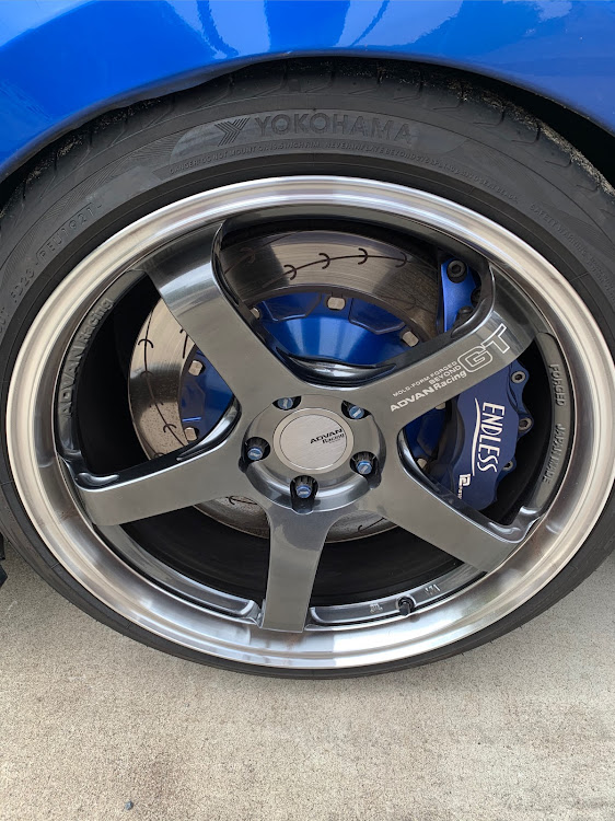 インプレッサ WRX STIの秋の交通安全週間・投稿の秋・アドバン GT ビヨンド・アドバン GT BEYOND・ヨコハマホイールに関するカスタム事例の投稿画像4枚目