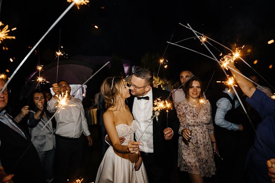 Fotógrafo de casamento Igor Dovidovich (igordovidovich). Foto de 23 de março 2021