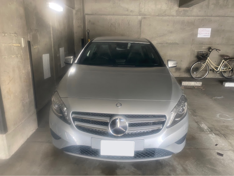 momoさんが投稿した#代車・ベンツ女子・代車故障・メルセデスAクラス・レッカーで救出に関するカスタム事例の投稿画像3枚目