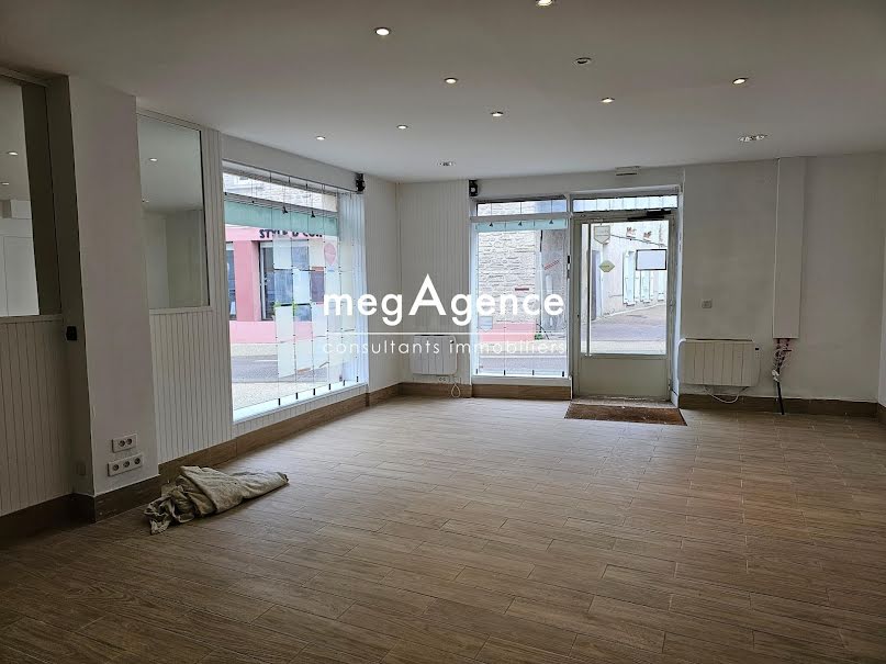 Vente locaux professionnels 3 pièces 72 m² à Bouafle (78410), 205 000 €