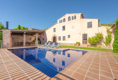 Villa with garden and terrace 6