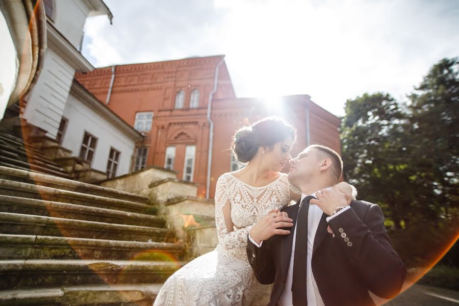 Fotógrafo de bodas Alena Platonova (milenia). Foto del 19 de febrero 2018