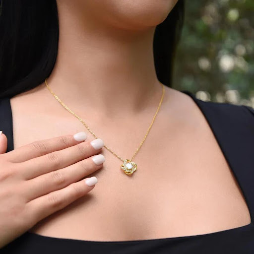 Title 4, New Eternal Heart Clover Necklace Pendant for M...