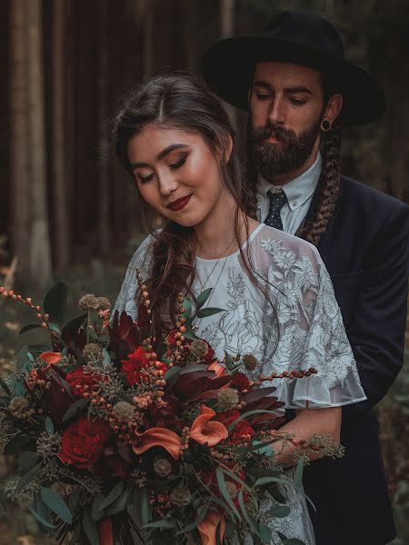 Wedding photographer Josef And Nia Gregor (josefandnia). Photo of 17 January 2019