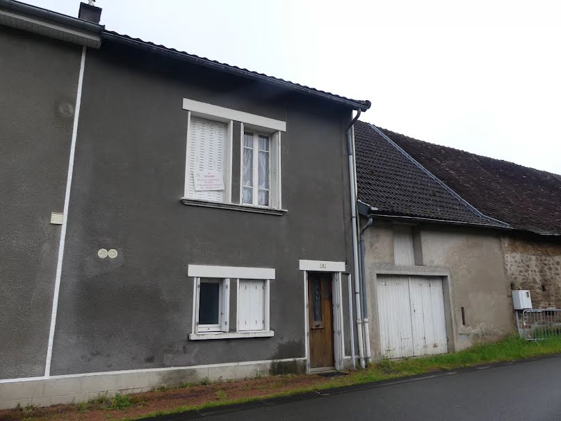 Vente maison 4 pièces 84.59 m² à Broye (71190), 65 000 €