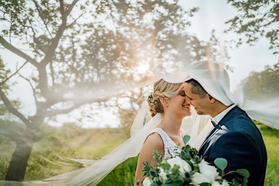 Fotógrafo de casamento Petra Gruberová (petra). Foto de 10 de julho 2023