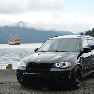 X5 E70