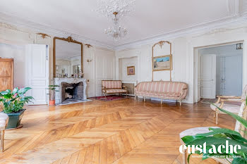 appartement à Paris 10ème (75)