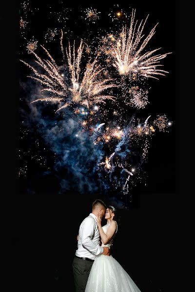 Fotógrafo de casamento Sergey Davydenko (davydenko). Foto de 13 de outubro 2022