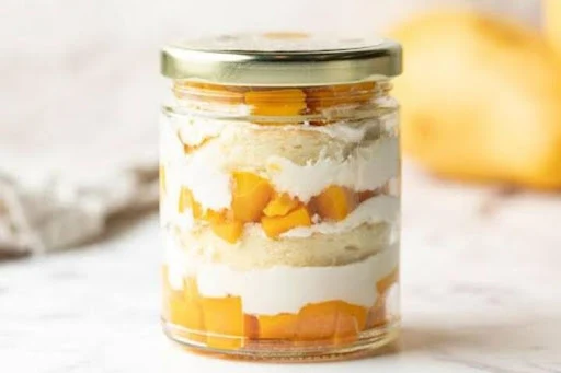 Mango Cake In Jar [1 Piece]