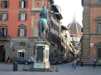 Un nuevo día en Florencia: San Lorenzo, Galleria degli Ufizzi, Duomo... - BAJO EL CIELO DE LA TOSCANA (23)