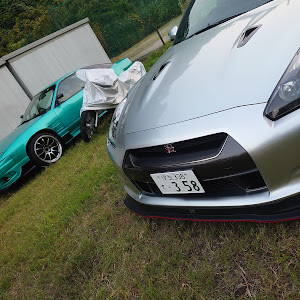NISSAN GT-R R35