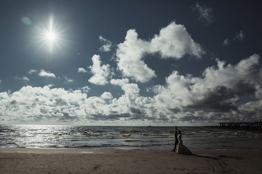 Fotógrafo de casamento Laurynas Martinkus (laurynas). Foto de 7 de fevereiro 2019