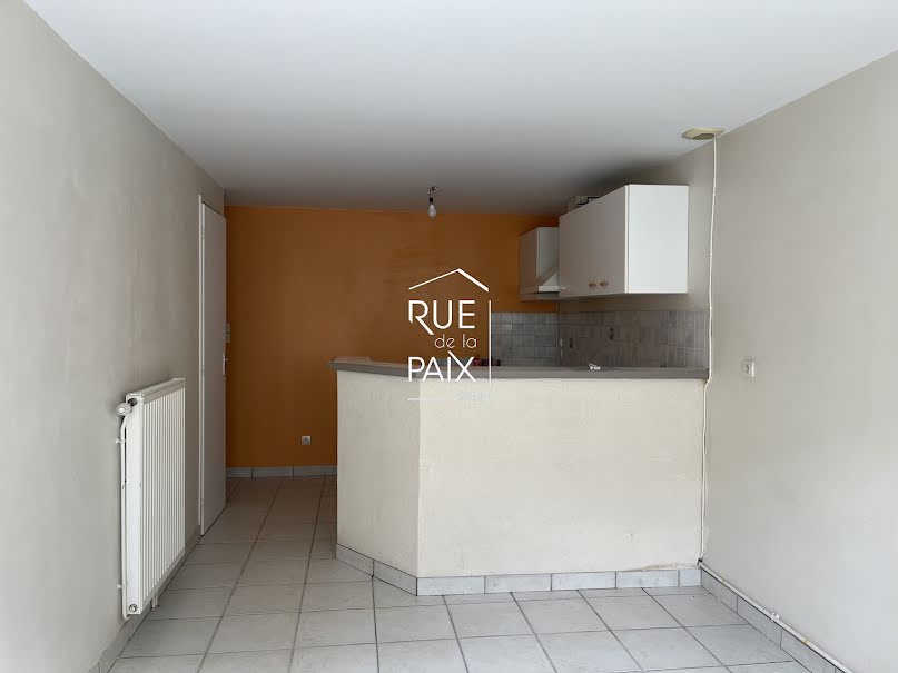 Location  maison 4 pièces 54 m² à Parthenay (79200), 445 €