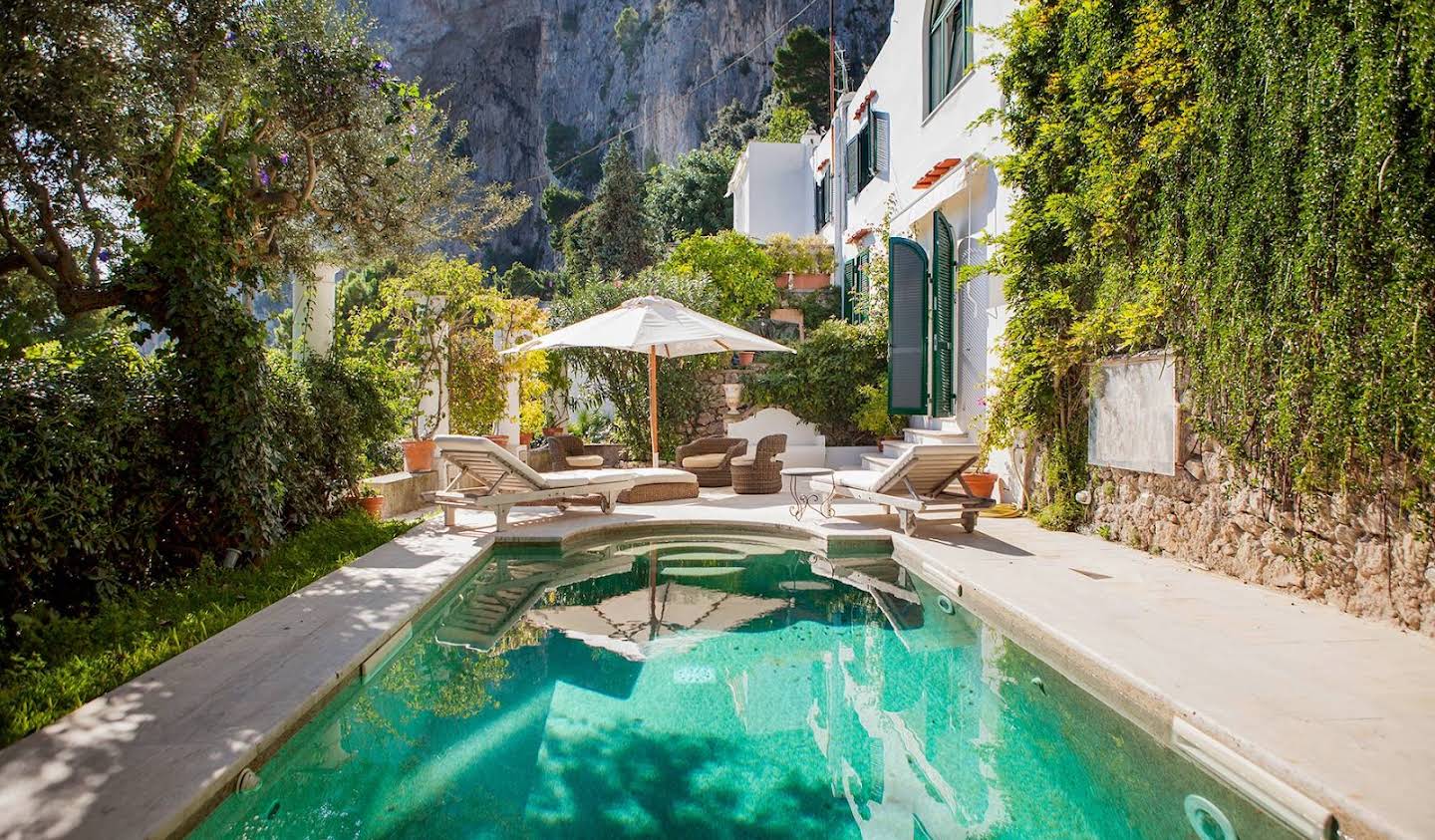 Villa with pool and terrace Capri