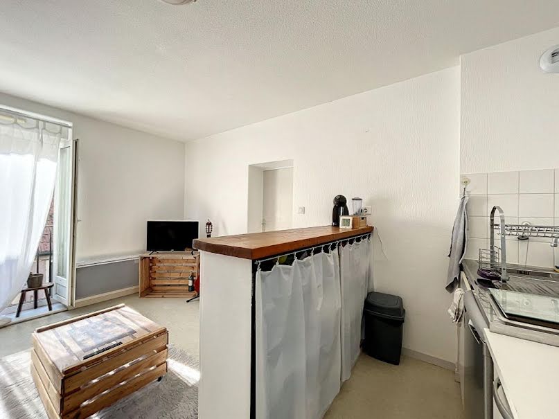 Location meublée appartement 2 pièces 35 m² à Montluçon (03100), 340 €