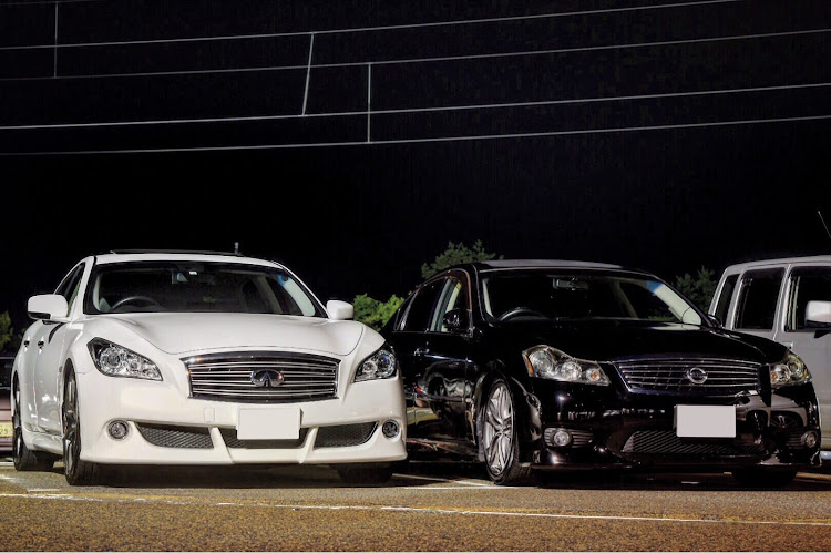 フーガのフーガ・Y50・y51・道の駅豊栄・愛車に関するカスタム事例の投稿画像1枚目