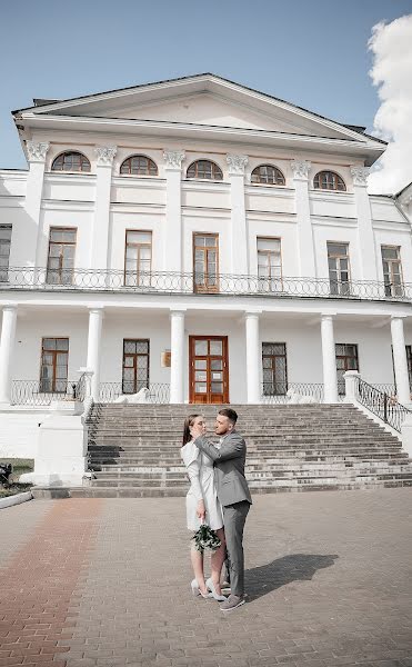 Fotógrafo de casamento Marina Zhazhina (id1884914). Foto de 15 de junho 2023