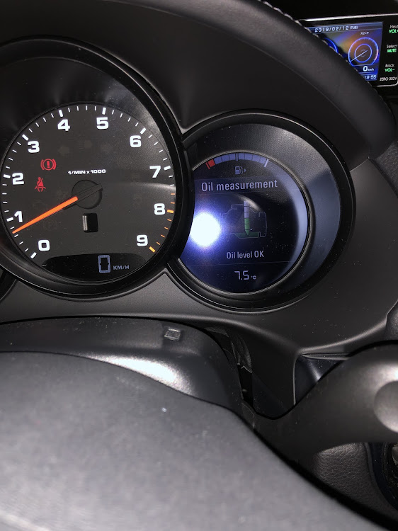 ボクスターのボクスター・オイル交換・モービル1に関するカスタム事例の投稿画像3枚目